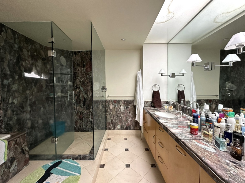 Casa en venta en Bosques de las Lomas