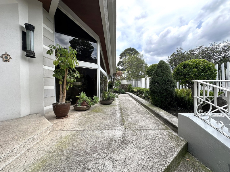 Casa en venta en Bosques de las Lomas