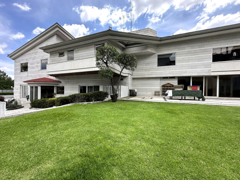 Casa en venta en Bosques de las Lomas
