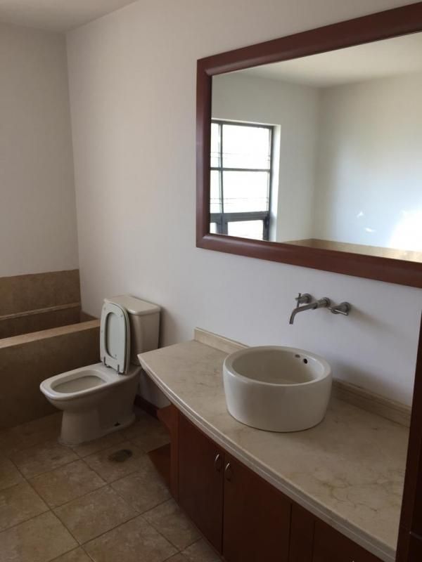   CASA RENTA PUERTA DE HIERRO