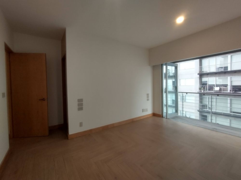 Renta Departamento En Grand Tower Valle, Piso 8 Vista Volcanes