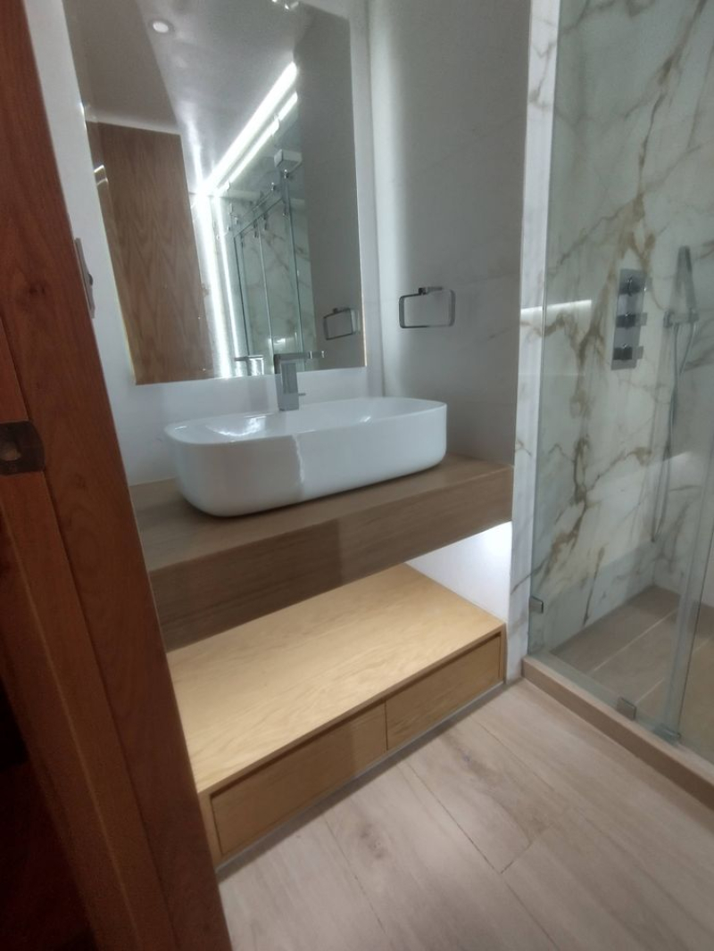 Renta Departamento En Grand Tower Valle, Piso 8 Vista Volcanes