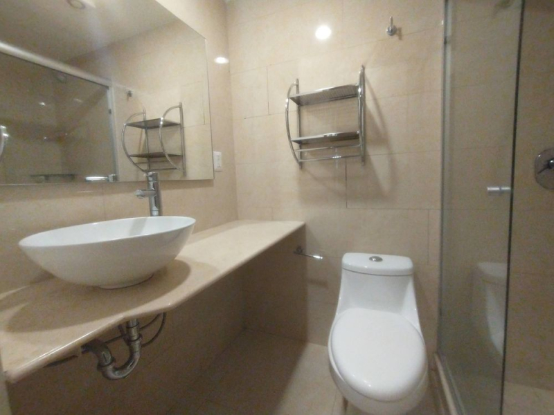 Renta Departamento En Grand Tower Valle, Piso 8 Vista Volcanes