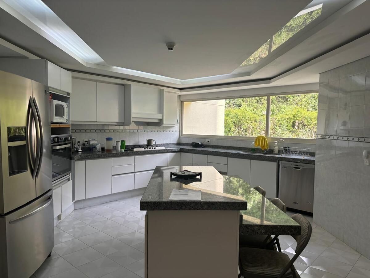 venta departamento lomas country