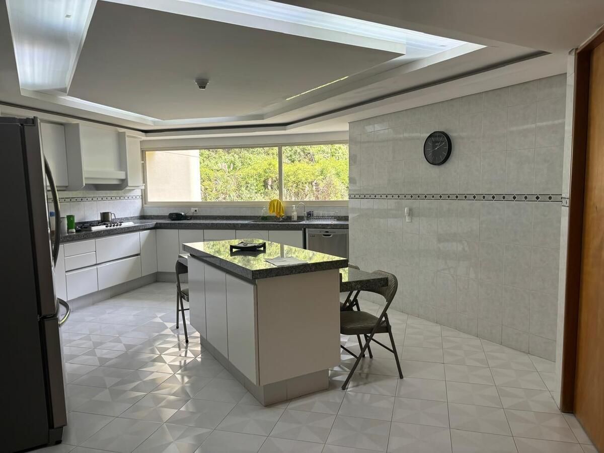 venta departamento lomas country