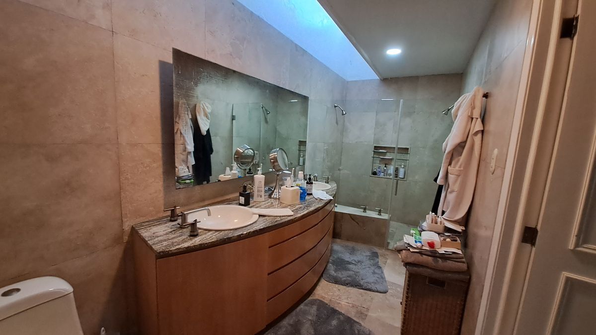 CASA EN VENTA EN LA HERRADURA