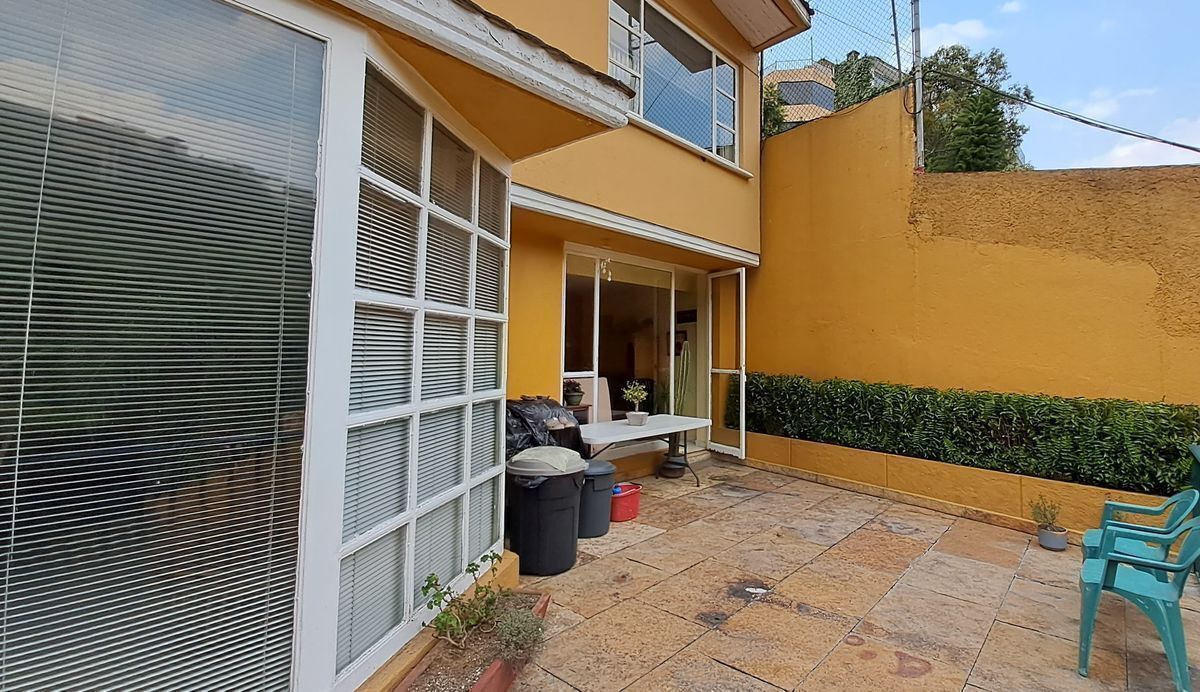 CASA EN VENTA EN LA HERRADURA