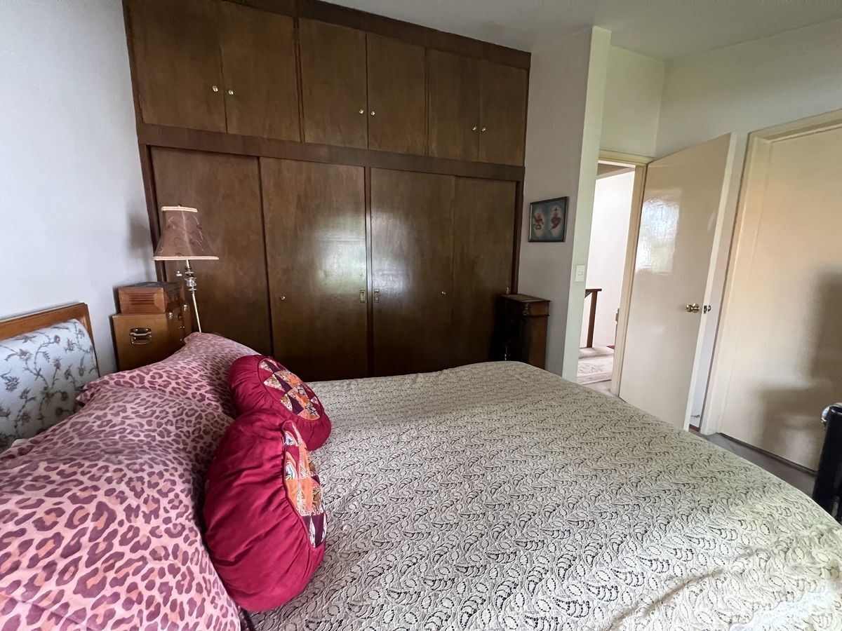 Venta casa en Lomas del Sol con doble vigilancia