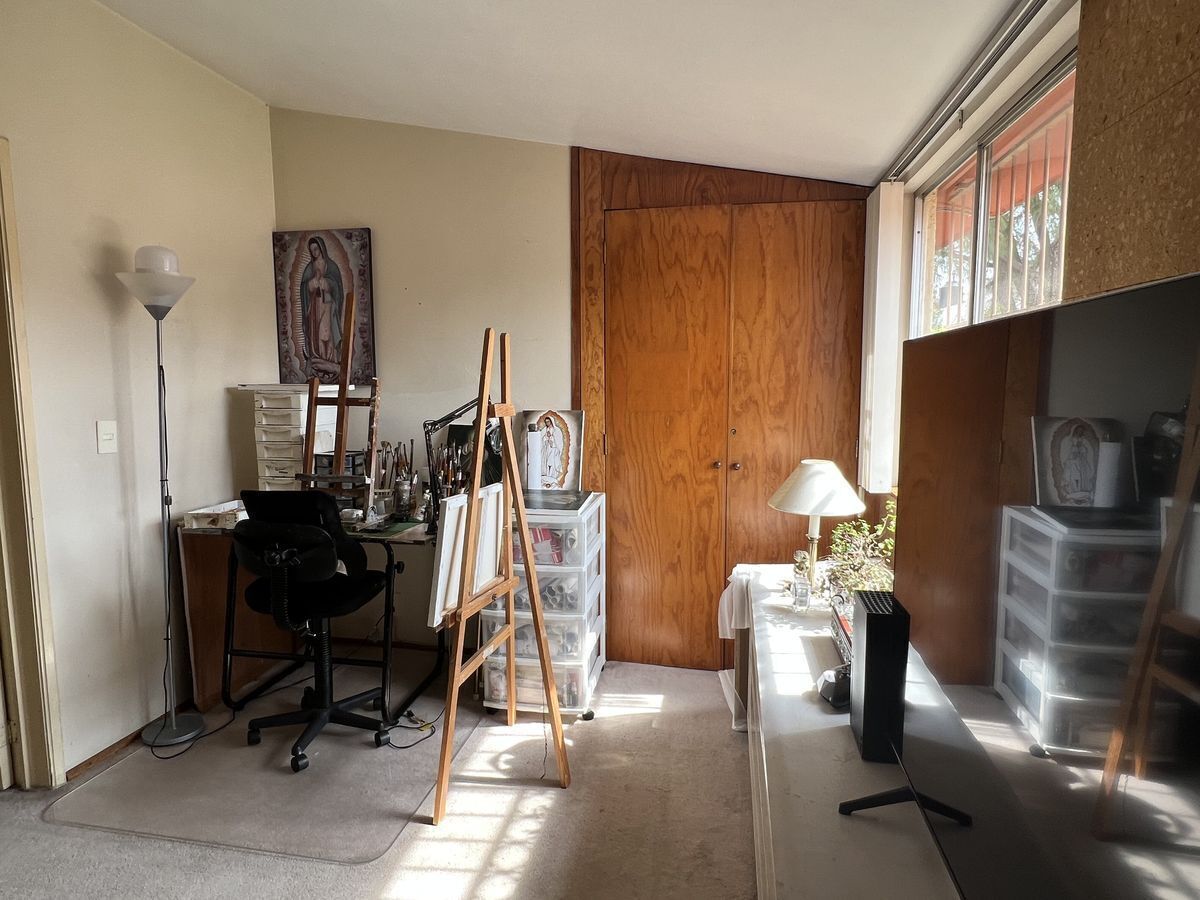 Venta casa en Lomas del Sol con doble vigilancia