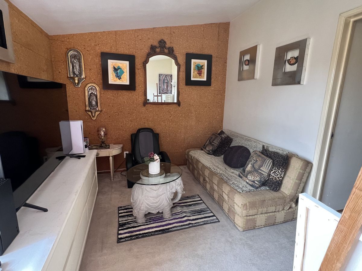 Venta casa en Lomas del Sol con doble vigilancia