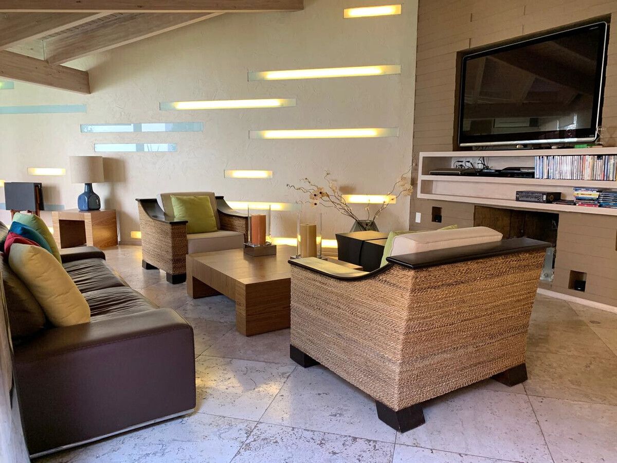 VENTA CASA EN PRIVADA LOMAS DE LAS PALMAS