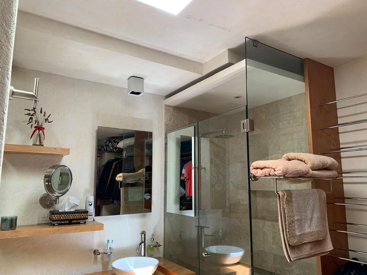 VENTA CASA EN PRIVADA LOMAS DE LAS PALMAS