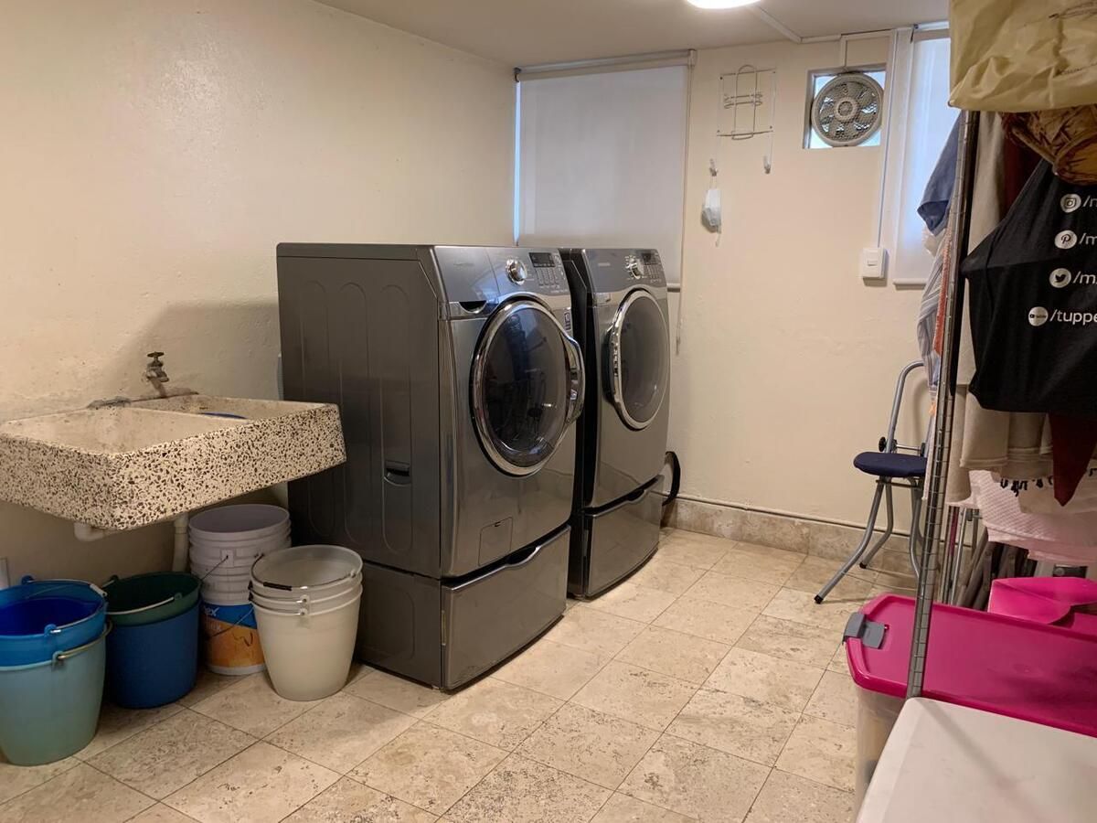 VENTA CASA EN PRIVADA LOMAS DE LAS PALMAS