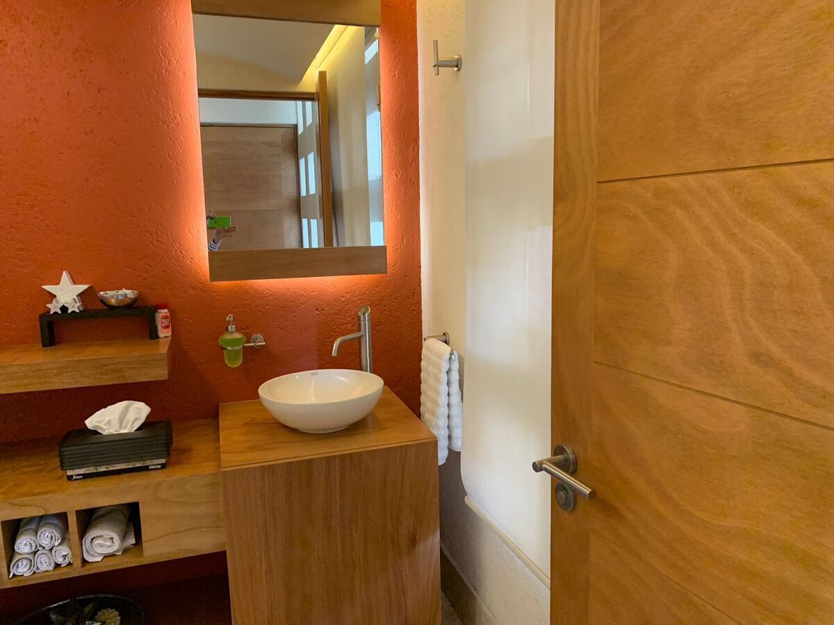VENTA CASA EN PRIVADA LOMAS DE LAS PALMAS
