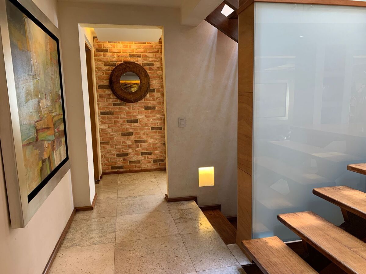 VENTA CASA EN PRIVADA LOMAS DE LAS PALMAS