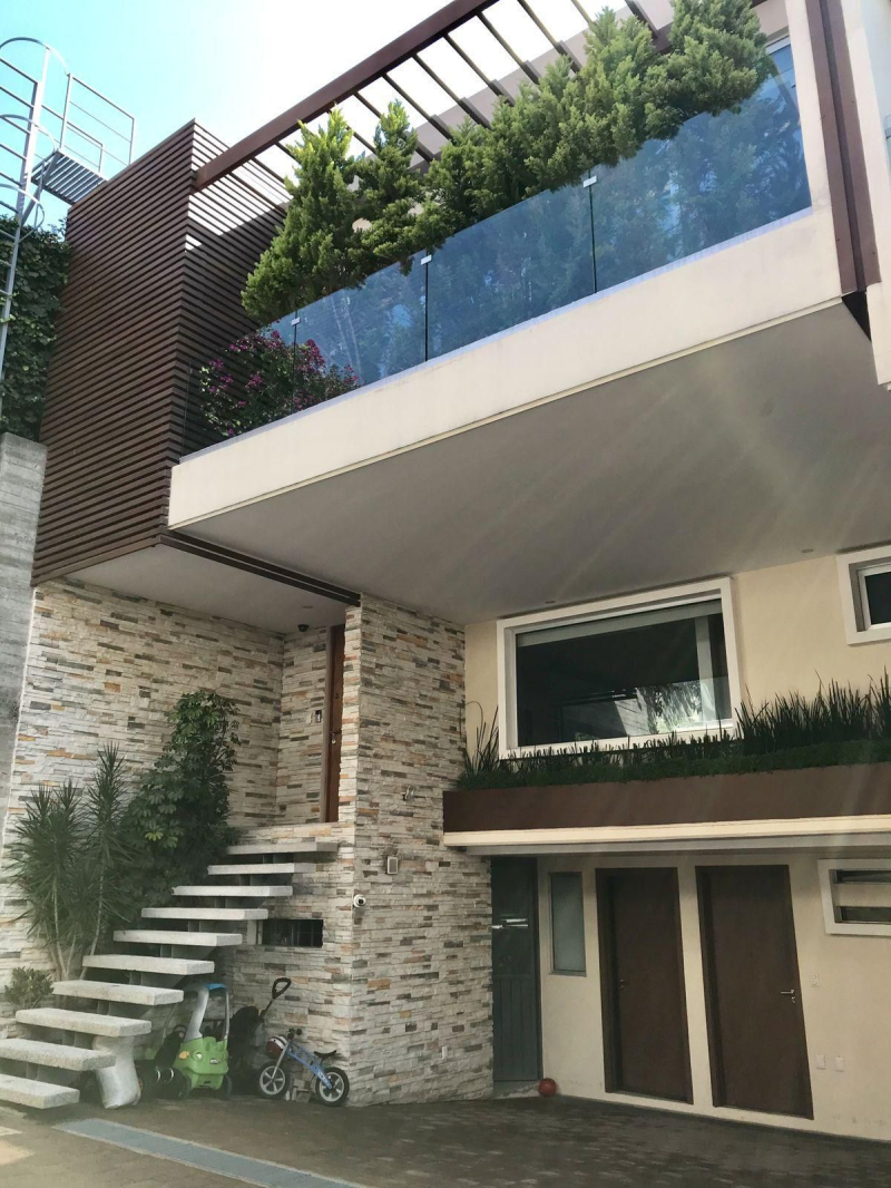 VENTA CASA EN PRIVADA - AV. JUÁREZ - CONTADERO 