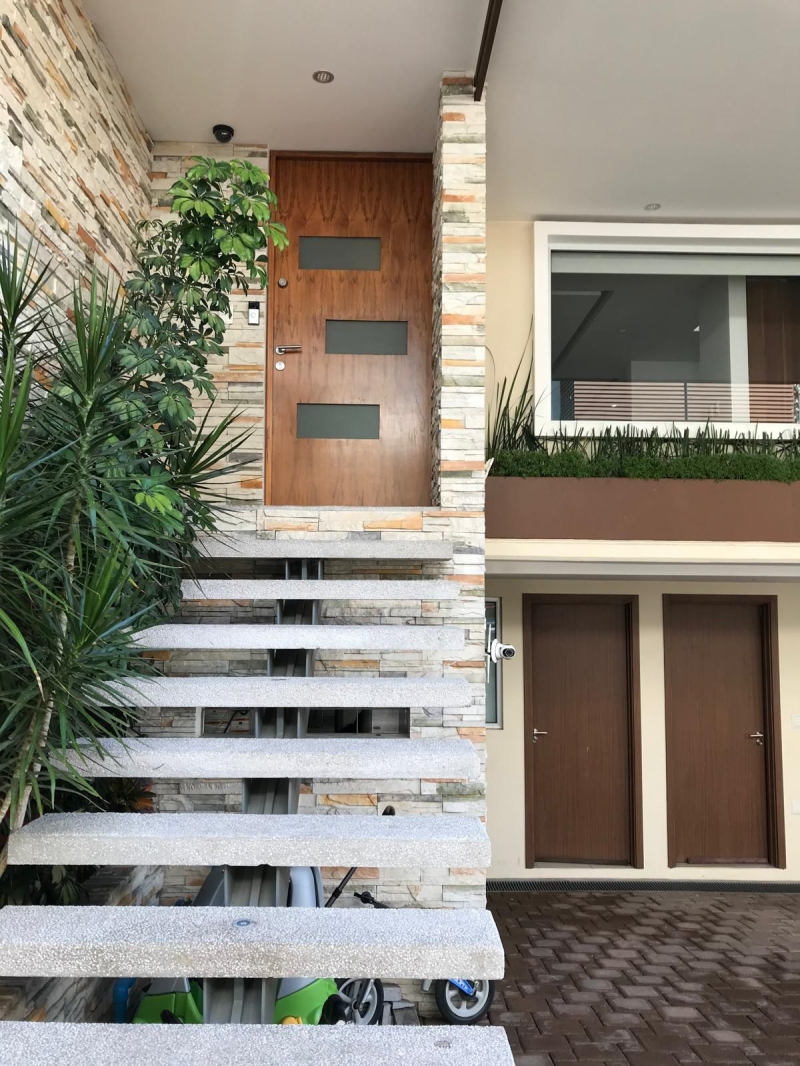 VENTA CASA EN PRIVADA - AV. JUÁREZ - CONTADERO 
