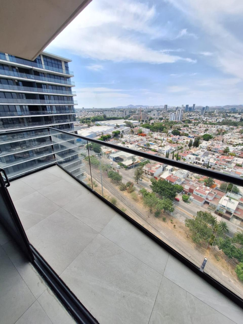 Departamento En Venta En Urbania Zapopan
