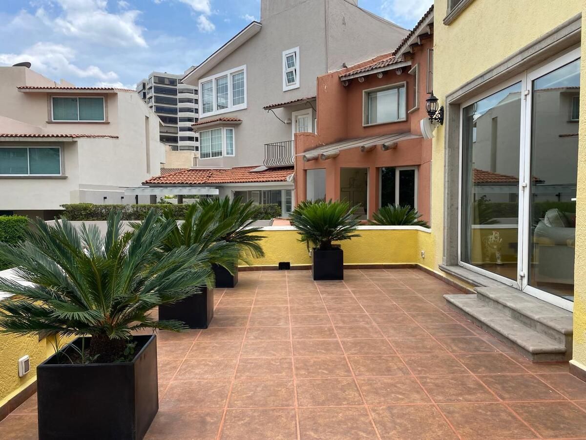 VENTA CASA EN CONDOMINIO BOSQUES DE LAS LOMAS