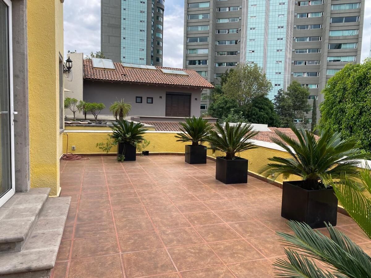VENTA CASA EN CONDOMINIO BOSQUES DE LAS LOMAS