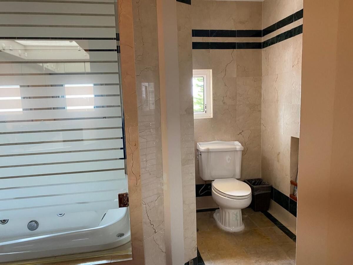 VENTA CASA EN CONDOMINIO BOSQUES DE LAS LOMAS