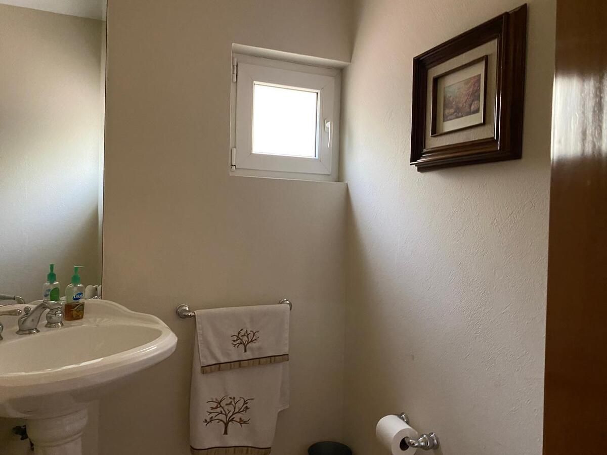 VENTA CASA EN CONDOMINIO BOSQUES DE LAS LOMAS