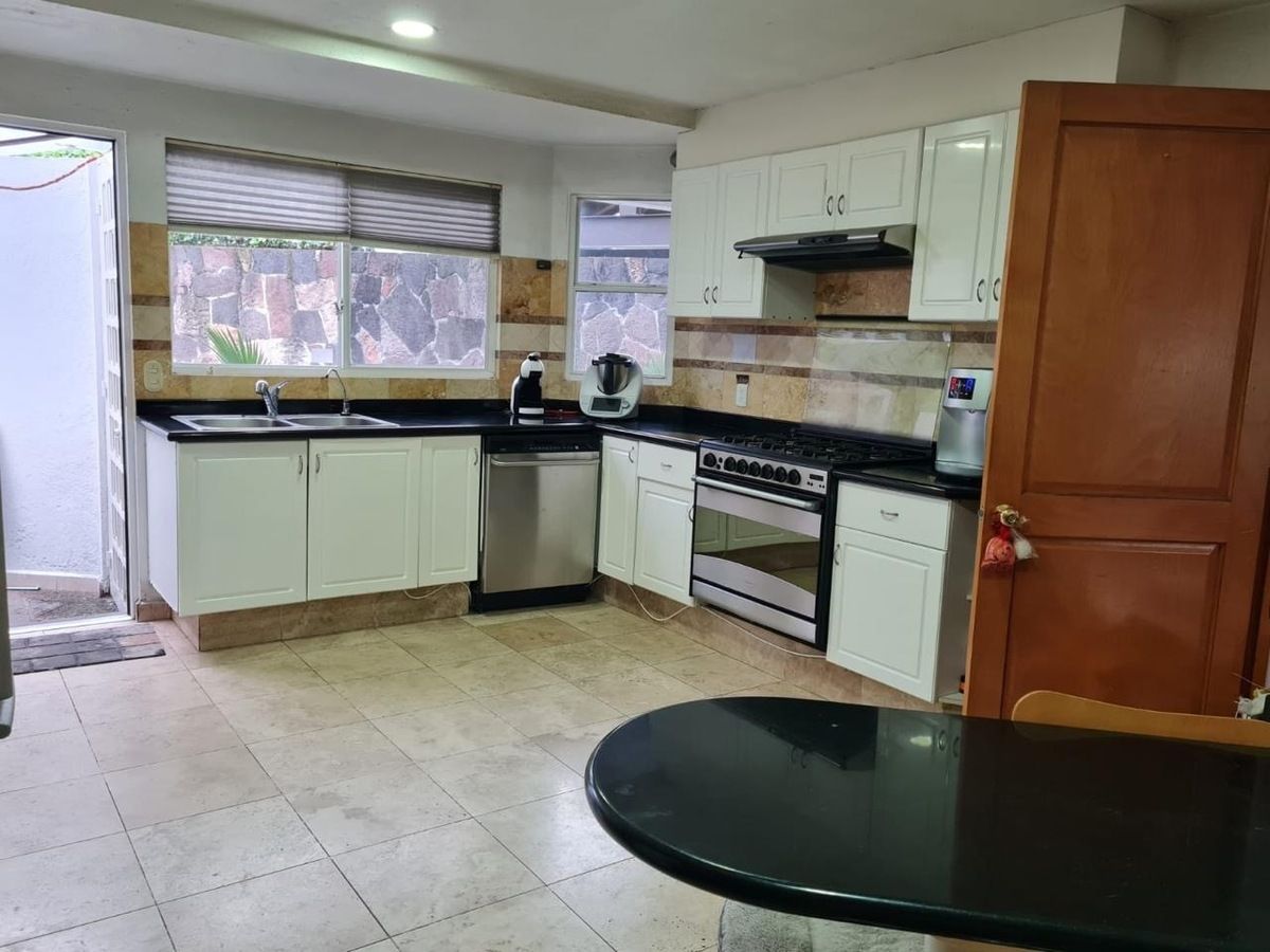 Amplia casa en venta a 5 mins de Santa Fe