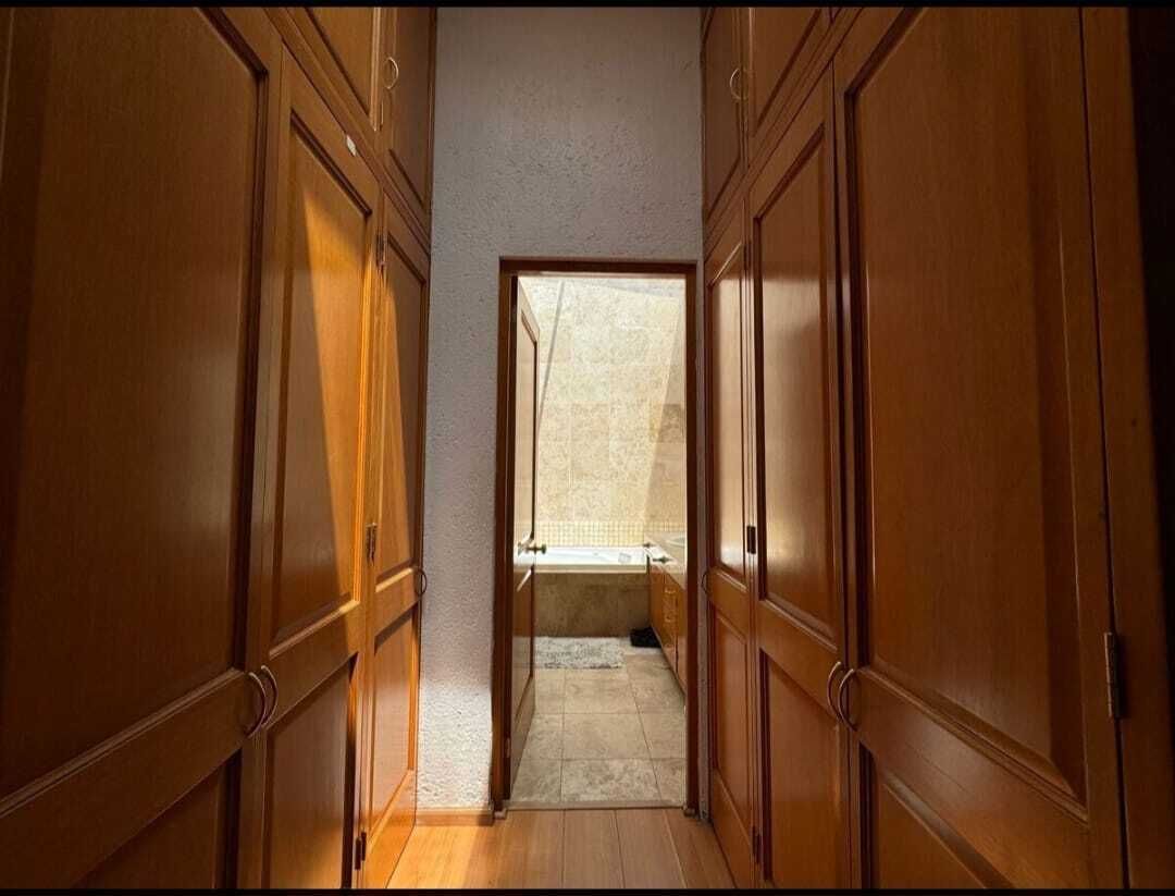 Amplia casa en venta a 5 mins de Santa Fe