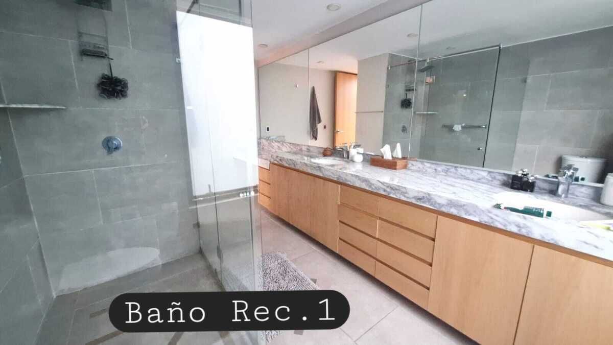 Excelente casa con muy buena ubicación