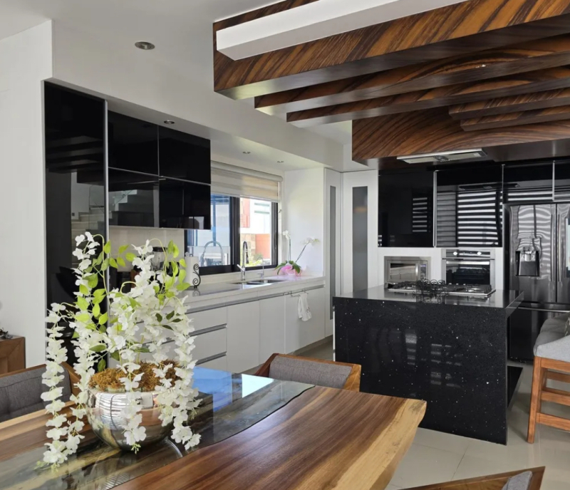 SE VENDE CASA EN CASA FUERTE 