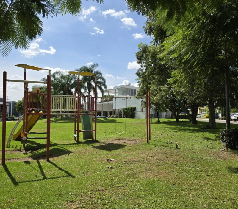 SE VENDE CASA EN CASA FUERTE 