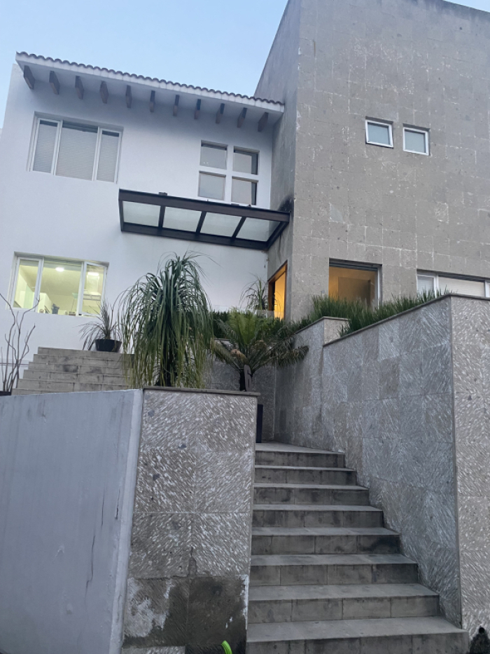 Casa En Venta En Lomas Country Club