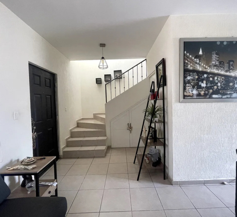 Se vende casa en Alta California