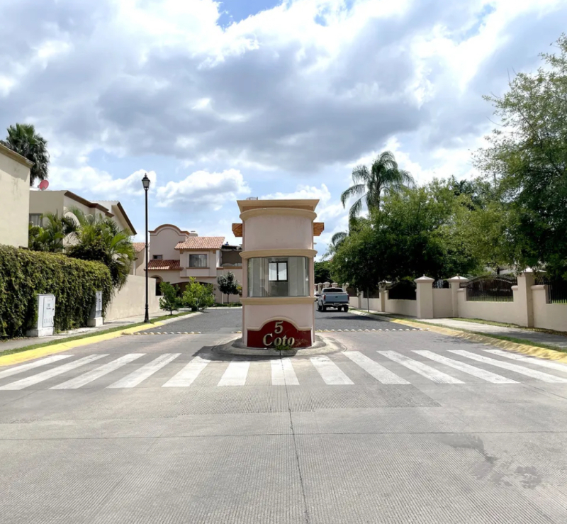 Casa En Venta En Villa California