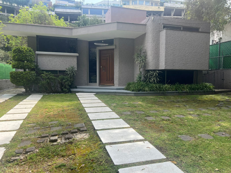 Casa En Renta En Bosques De Las Lomas