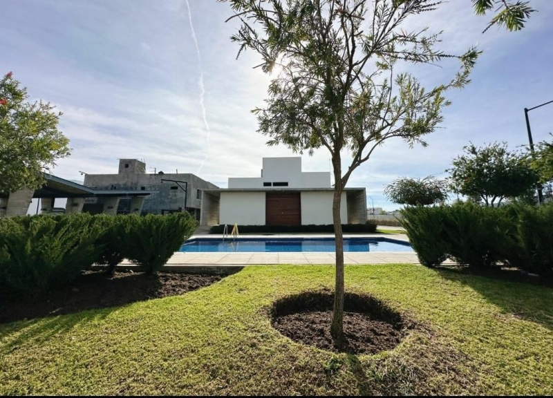 Se Vende Casa En Bosques Vallarta A Un Super Precio