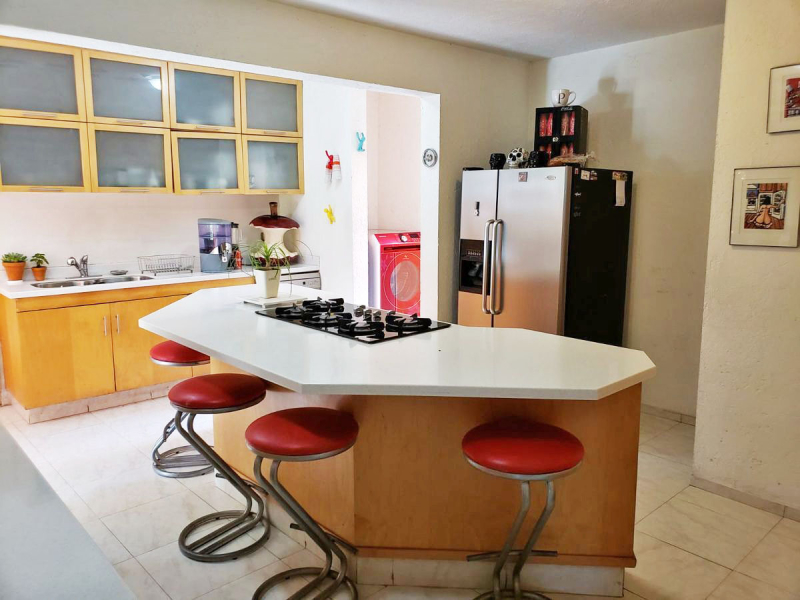 VENTA DE CASA EN LOMAS DE VISTAHERMOSA
