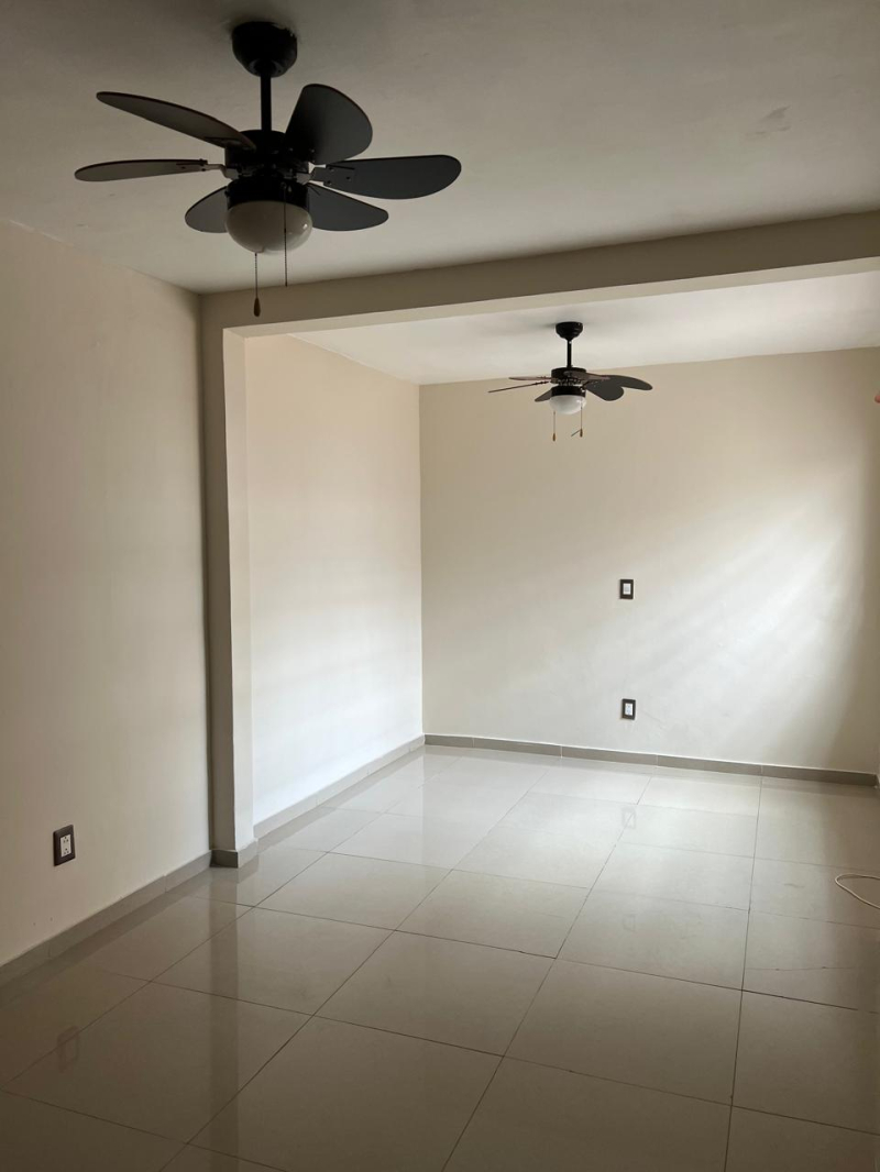 Casa En Renta Junto A Altavista Residencial Zapopan