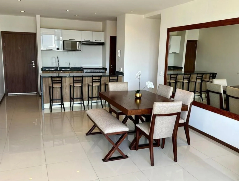 Se Vende Departamento En Colomos Providencia