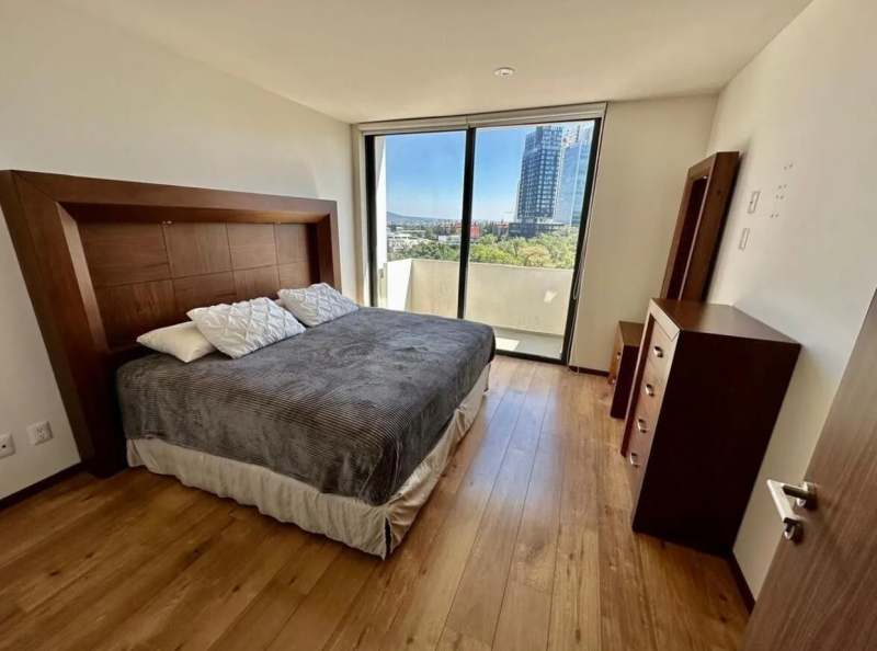 Se Vende Departamento En Colomos Providencia