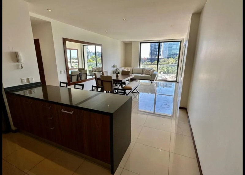 Se Vende Departamento En Colomos Providencia