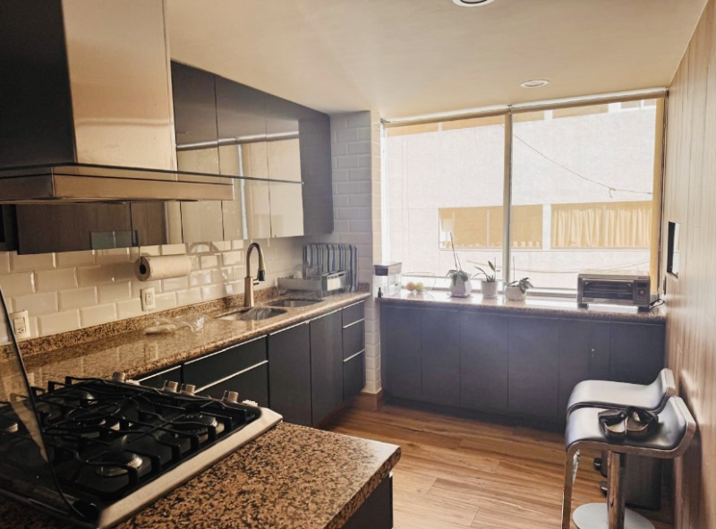 Departamento En Venta En Bosques De Las Lomas, Excelente Vista, Remodelado