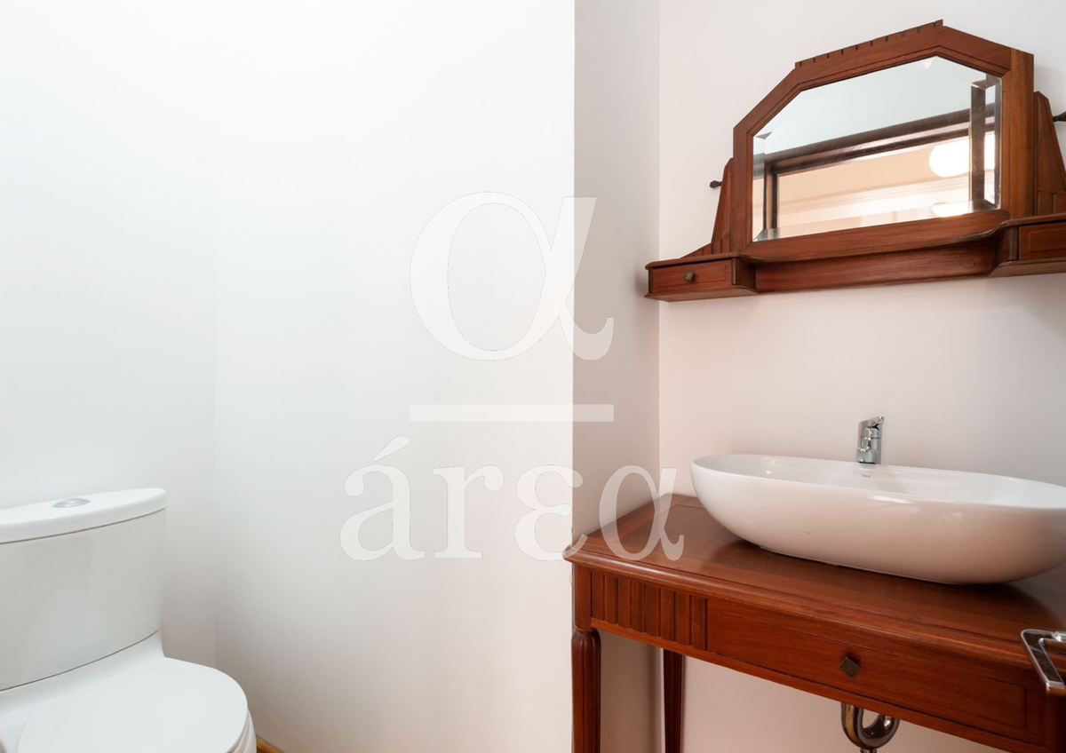 Departamento Remodelado Para Inversionistas en Condesa: Venta