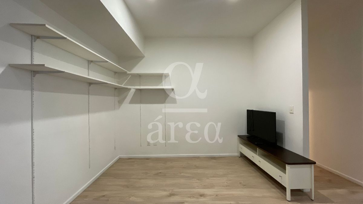 departamento semiamueblado en roma norte en venta en muy buena calle