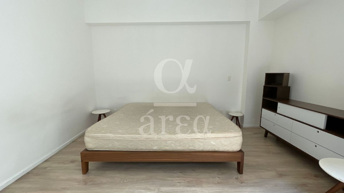 departamento semiamueblado en roma norte en venta en muy buena calle