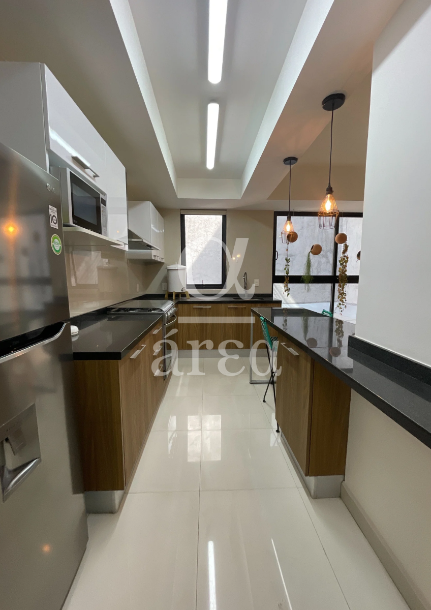 departamento semiamueblado en roma norte en venta en muy buena calle