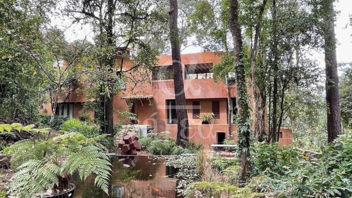 Casa  en Valle de Bravo en Venta