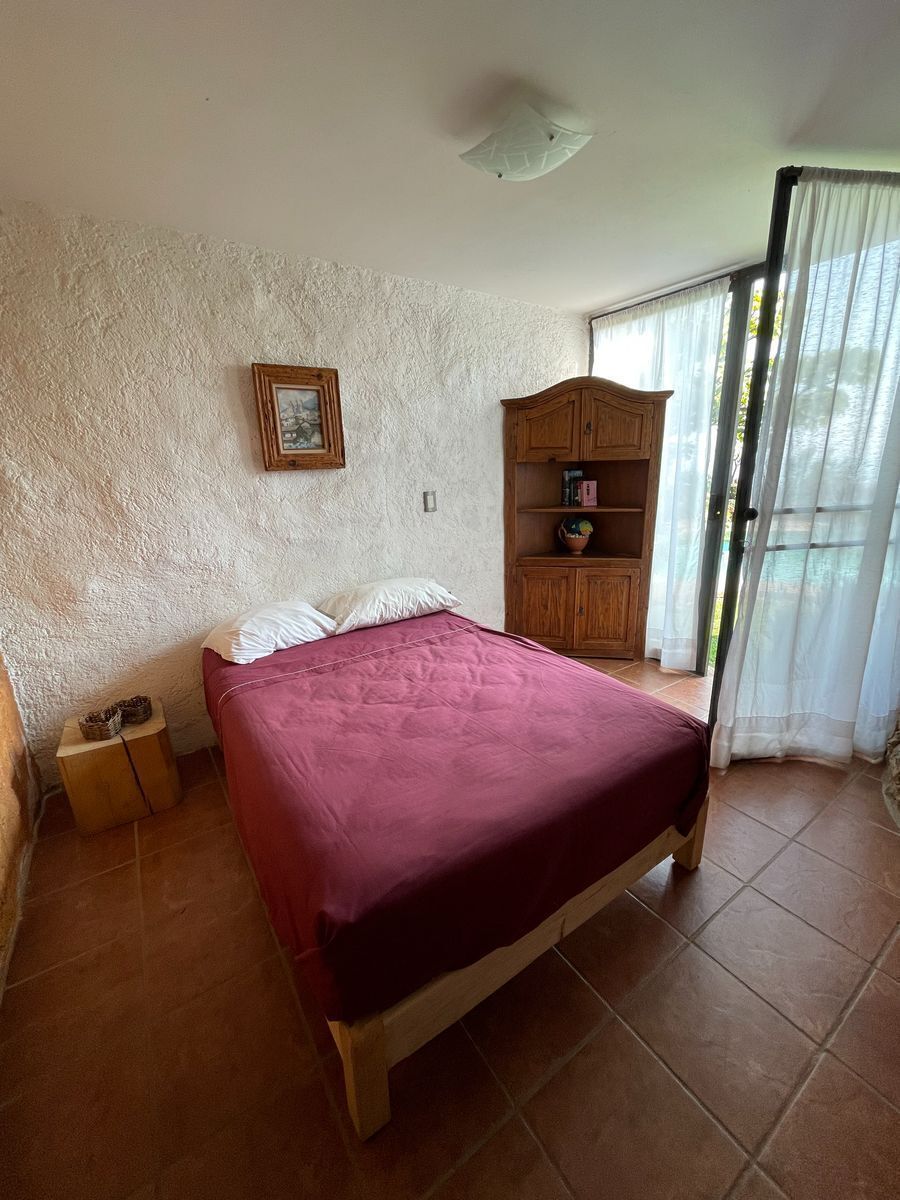 OPORTUNIDAD! Preciosa Villa Toscana en Venta en Cuernavaca