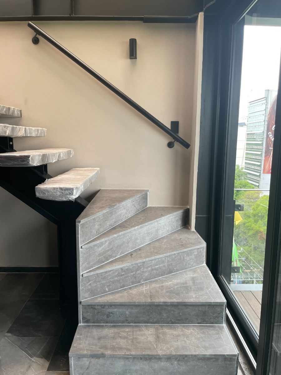 ph moderno 2 pisos con estilo en venta en condesa