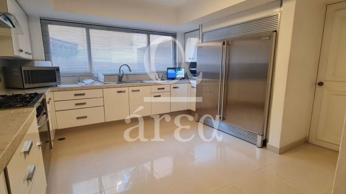 impecable residencia en venta en lomas de chapultepec
